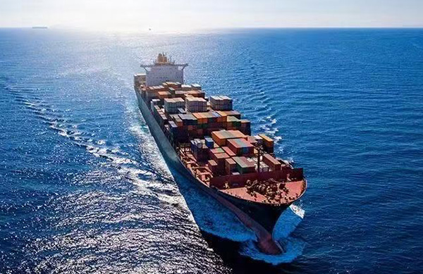 What are the differences between shipping agents and freight forwarders in international transportation
